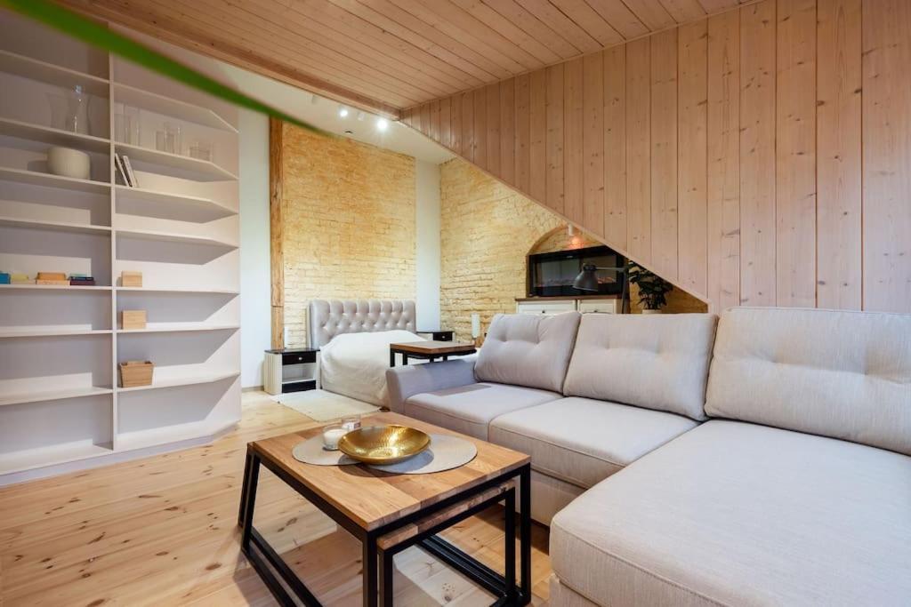 Luxury In Gedimino Av. *